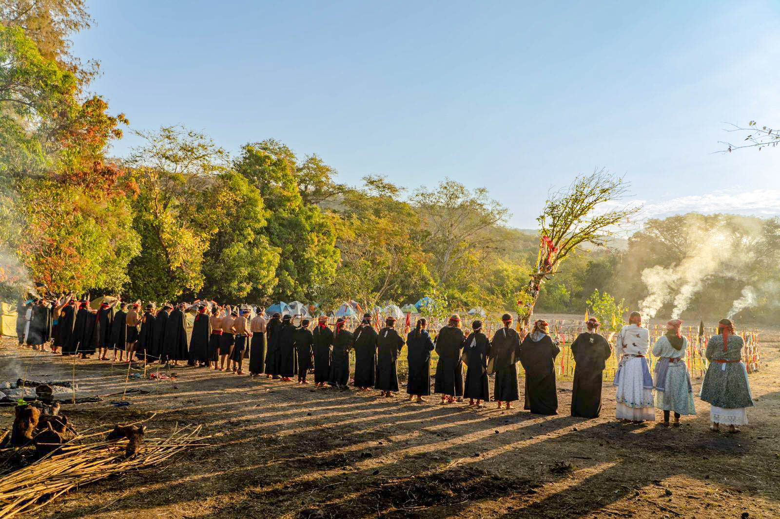 Encuentro comunitario al aire libre